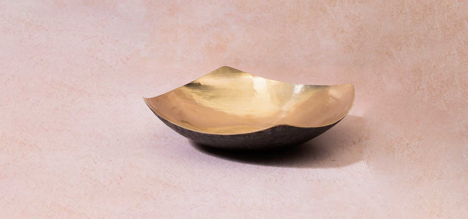Charmukhi Bowl Desk